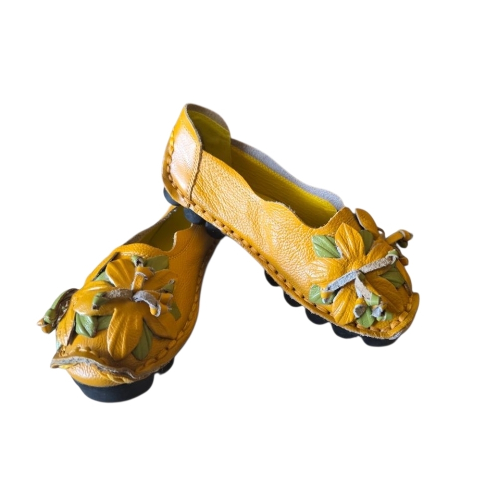Socofy Art To Wear Artisan Made Floral Leather Yellow Floral Women's Loafers